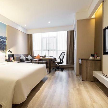 Atour Hotel Maoming Exterior photo